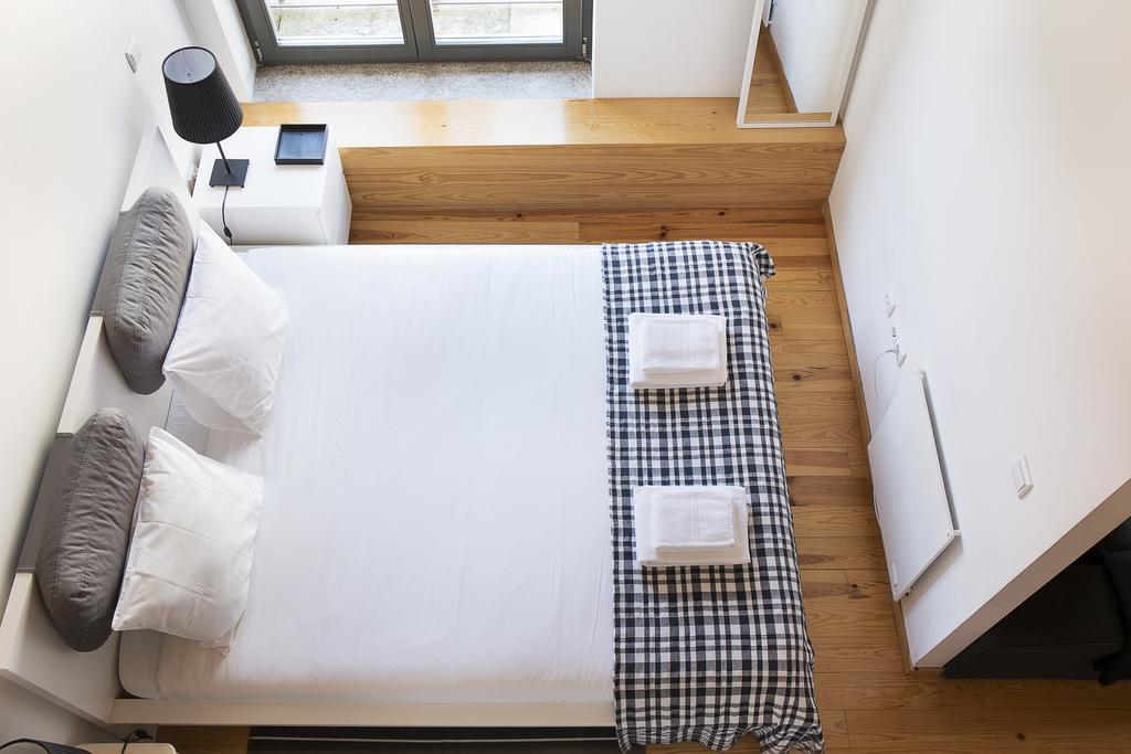 Almada Apartments 468