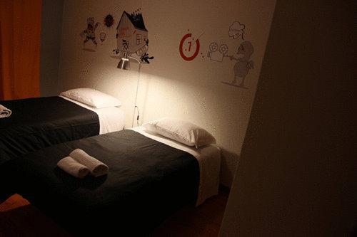 Hostel Oporto Excentric Surf / Design Hostel *