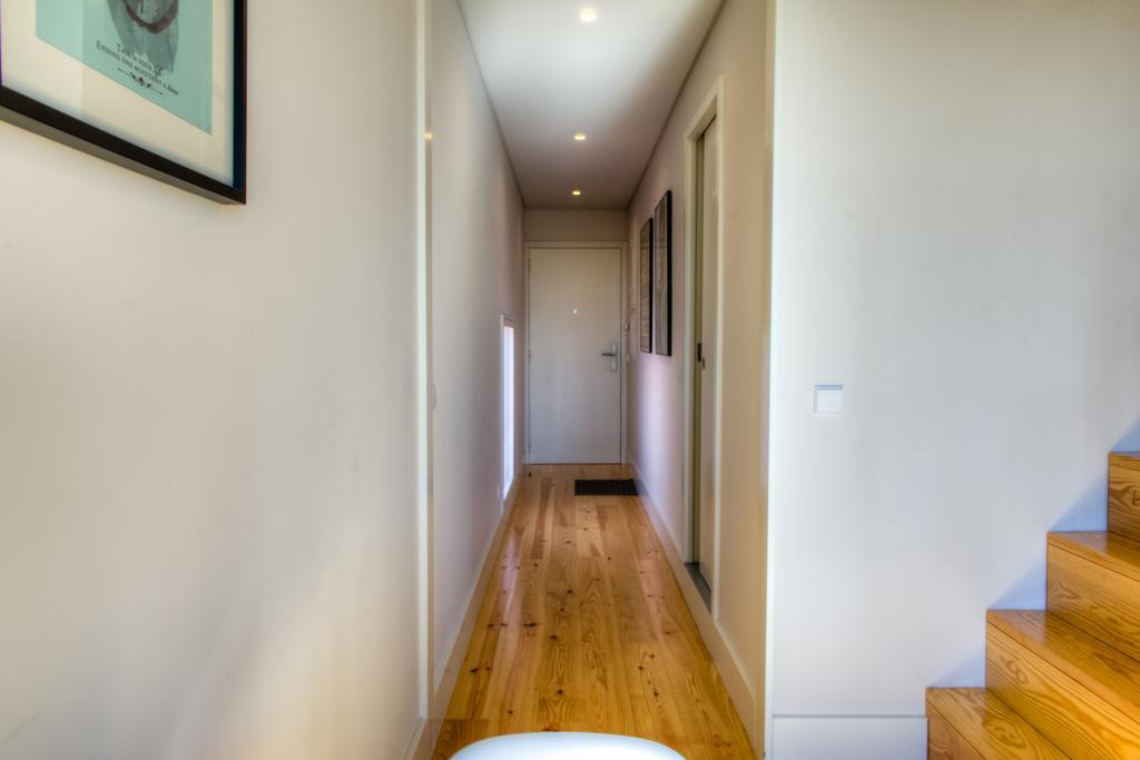 Apartment Cinema *