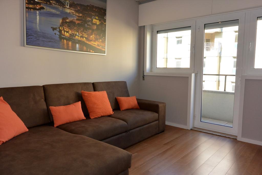 Apartment Julio Dinis Flat