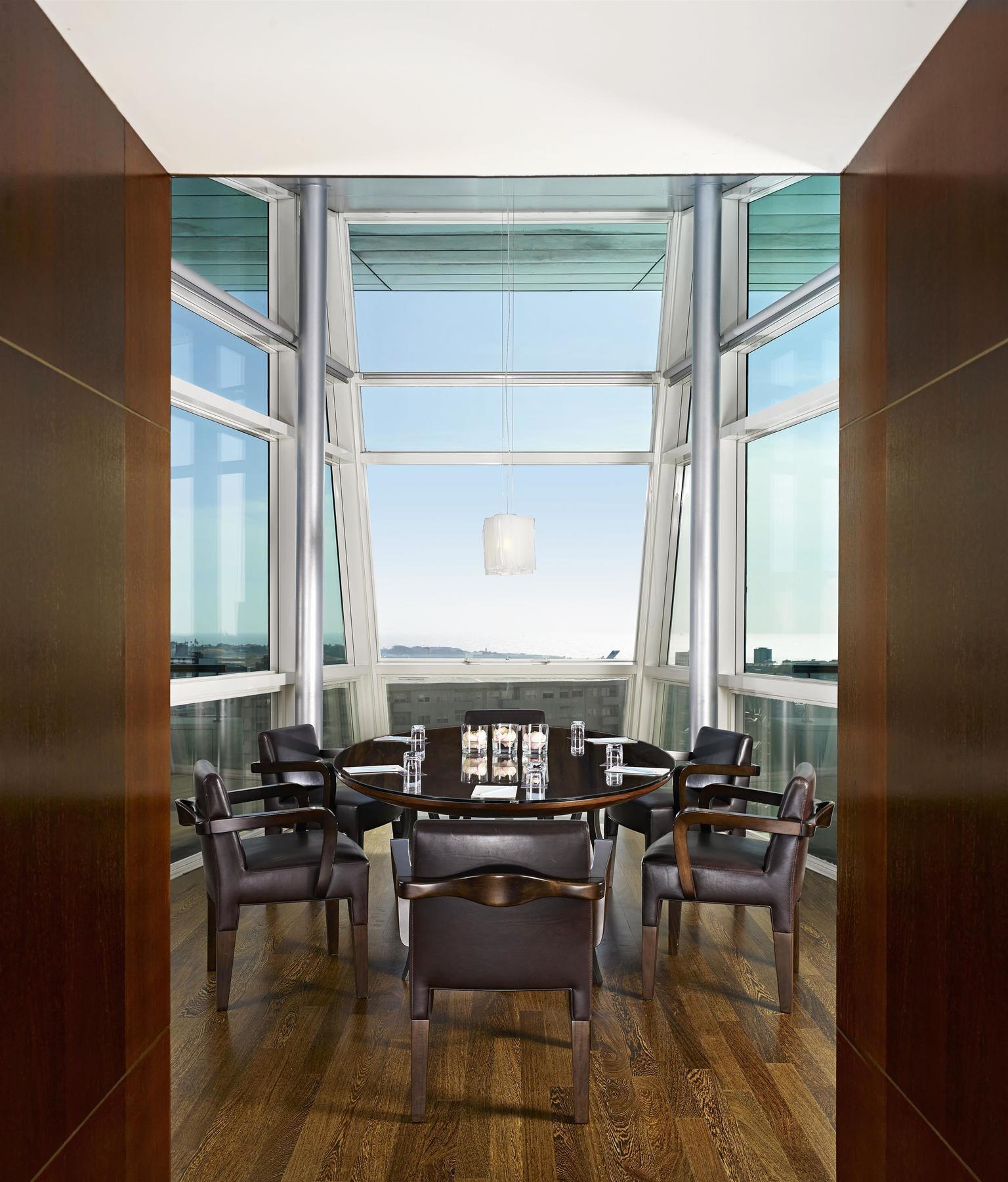 Sheraton & Hotel 5*