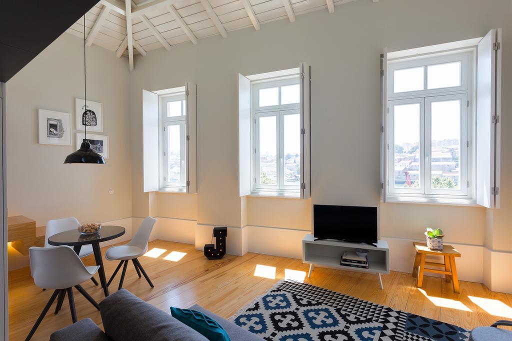 Seventyset Flats - Historical Center Apartment Porto
