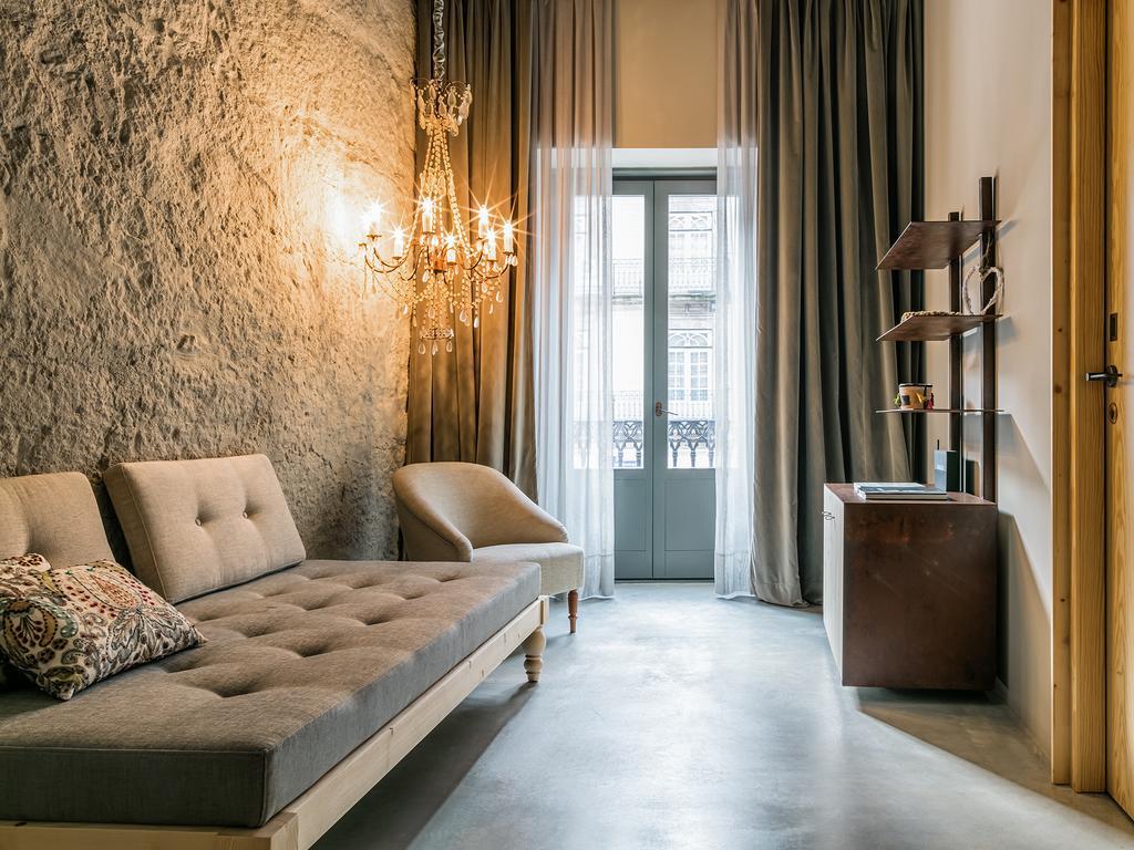 Gasthuis Armazem Luxury Housing- Architectural & Design Porto