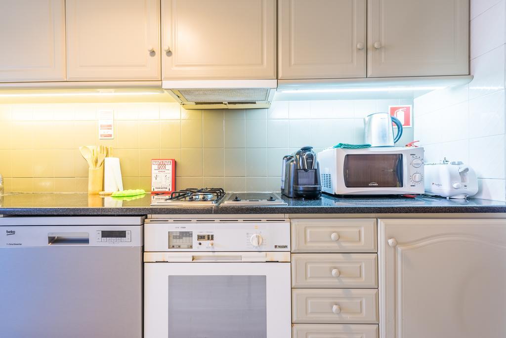 The Concierge - Flying Leaves Apartment Porto