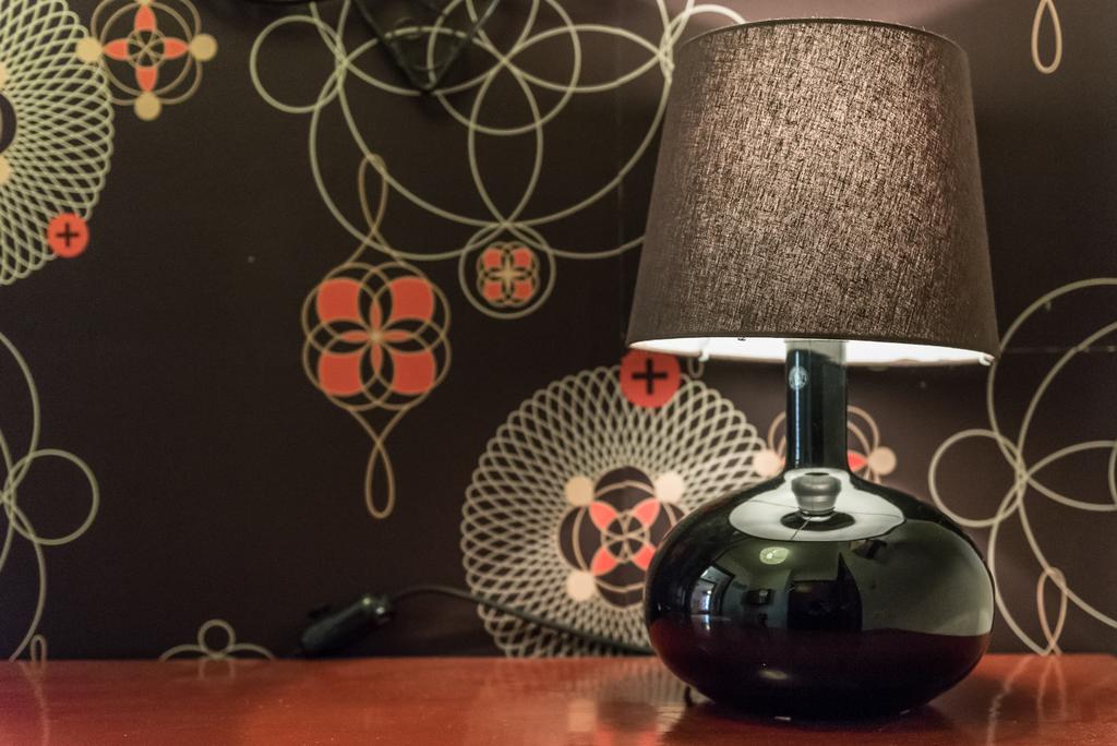 The Concierge - Flying Leaves Apartment