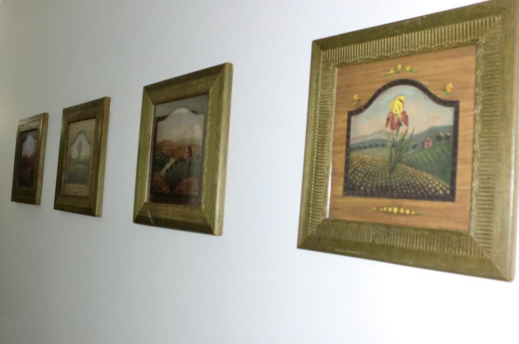 The Yellow House 3 *