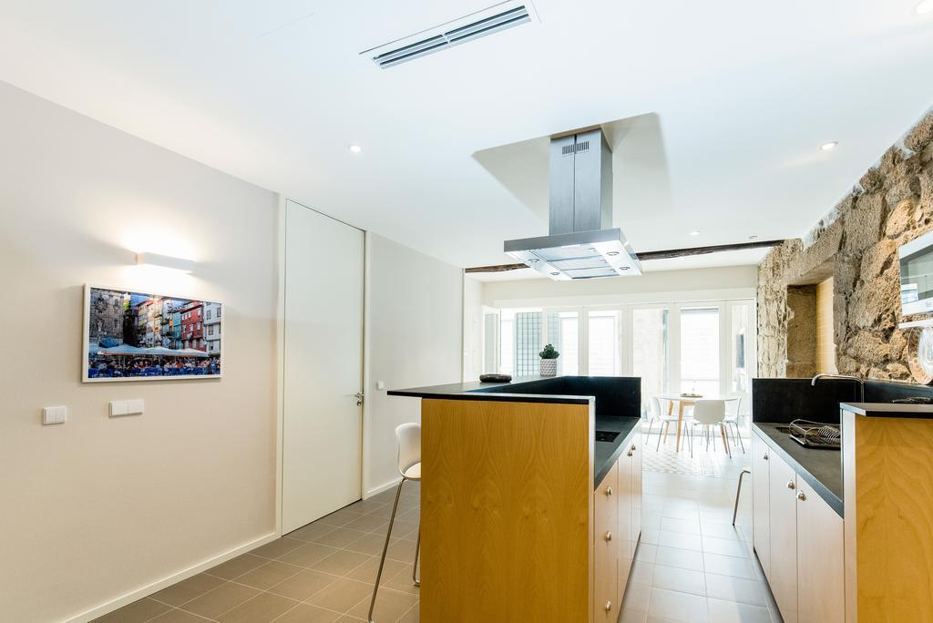 Trendy River Apartment