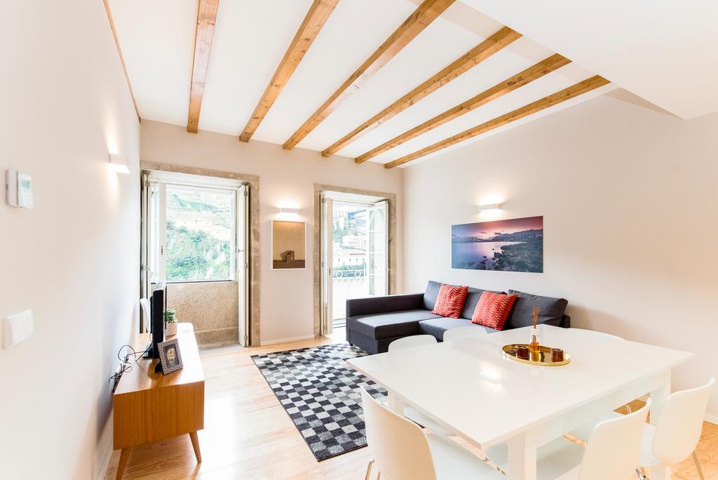 Apartment Trendy River