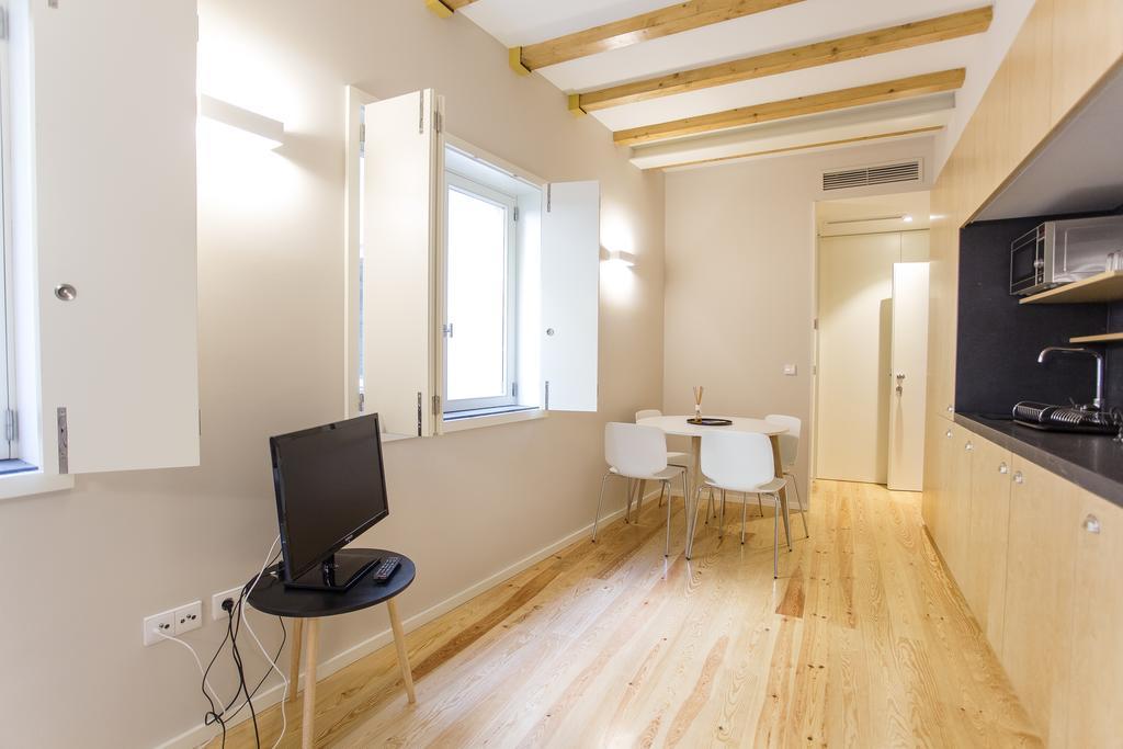 Trendy River Apartment *