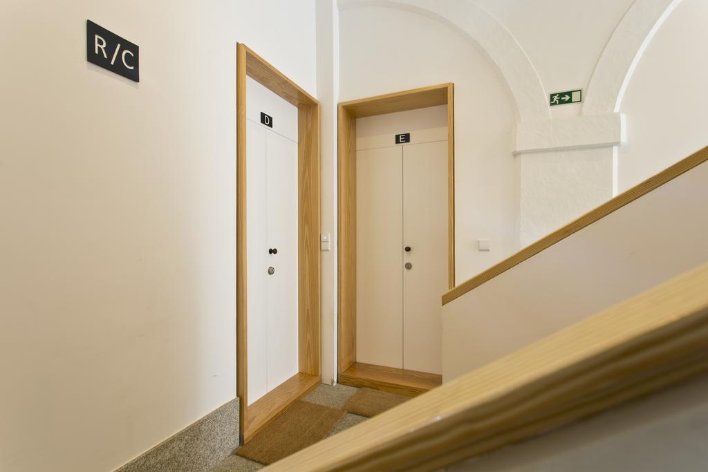 45 Flores: Rua Das Flores/s.bento Apartment *