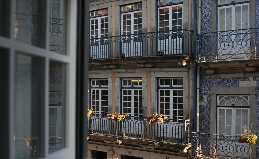 Flores Street Apartment *