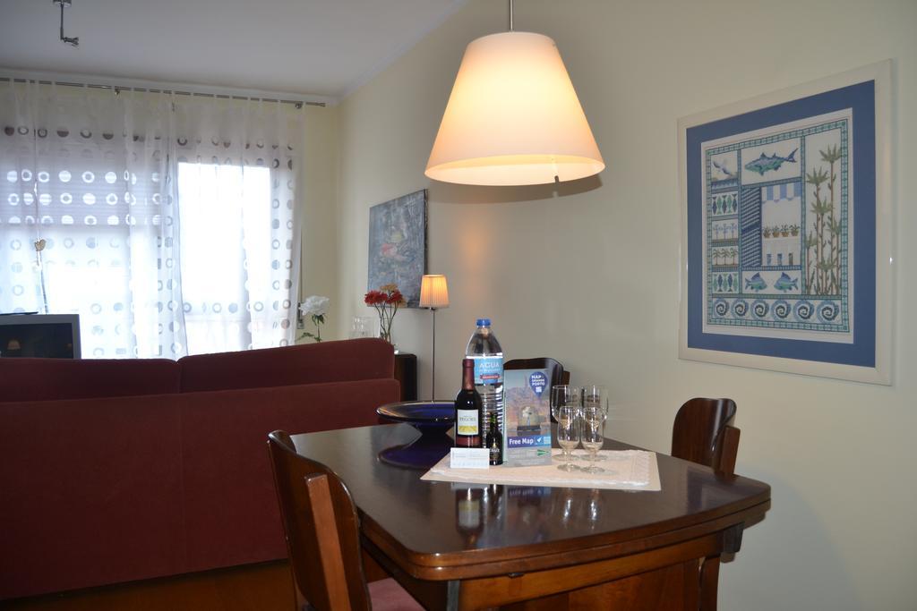 Guestready - Balcony Over Apartment
