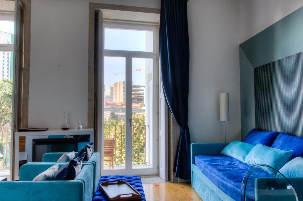 Your Owm Porto *