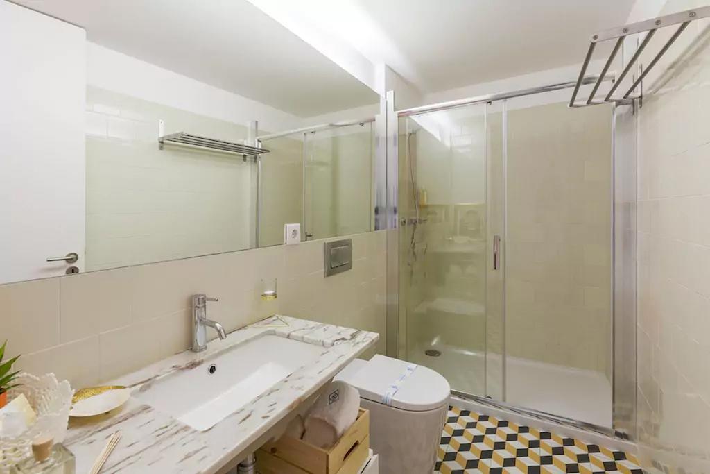 Boutique Rentals - Garden Studio * Porto