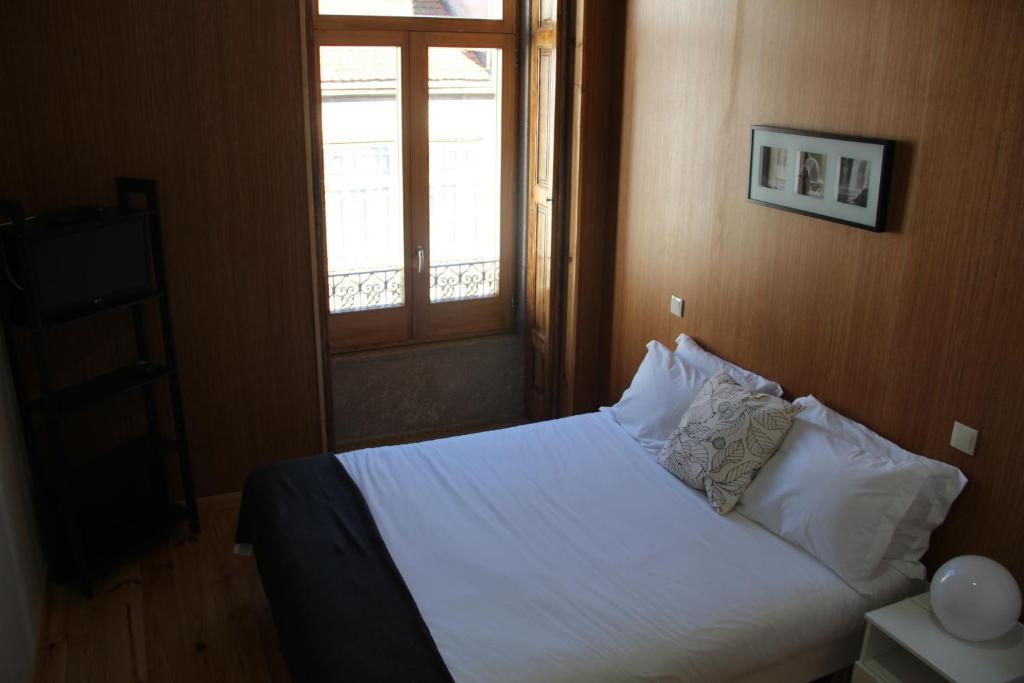 Loule Estudios Apartment Porto