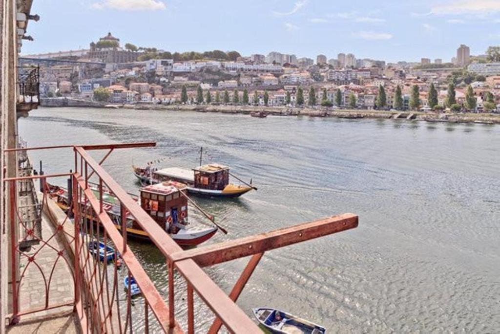Apartment - River Front *