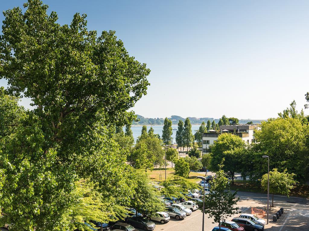 Apartment River View *