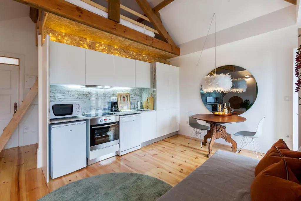 Boutique Rentals - Garden Studio Apartment *