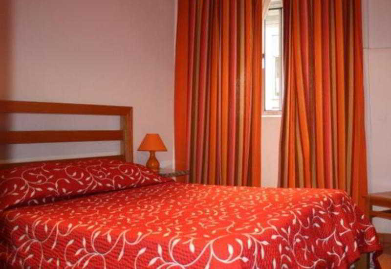 Hotel Braganca 2*