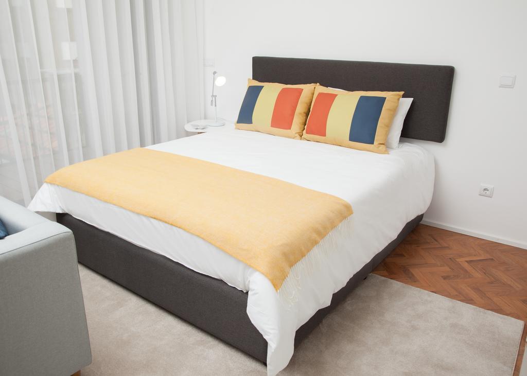 White Almada Apartment