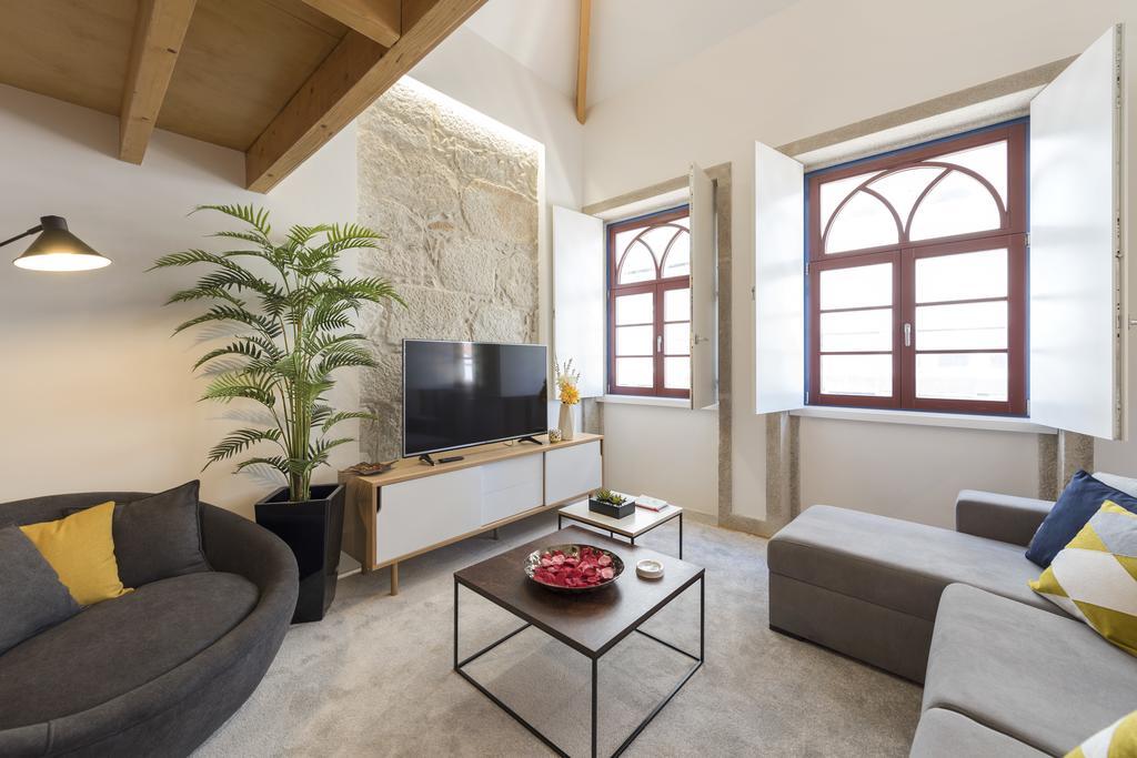 Lovelystay-modern Loft Center *