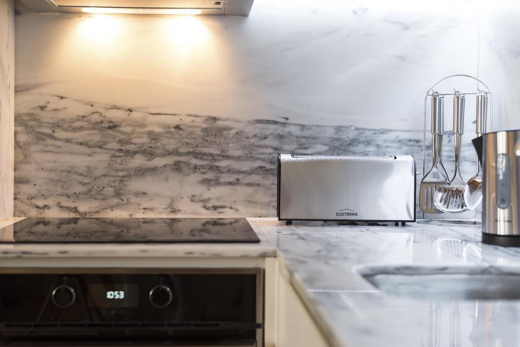 Lovelystay-modern Loft Center