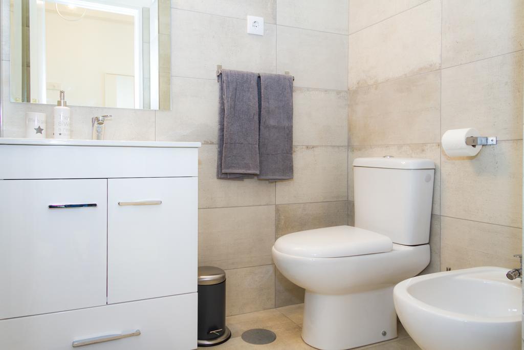 Liiiving In | Downtown Delight Apartment Porto
