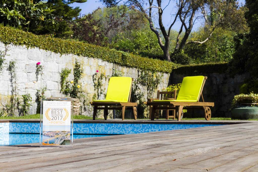 Liiiving In Porto | Oporto Garden Pool House Apartment Porto