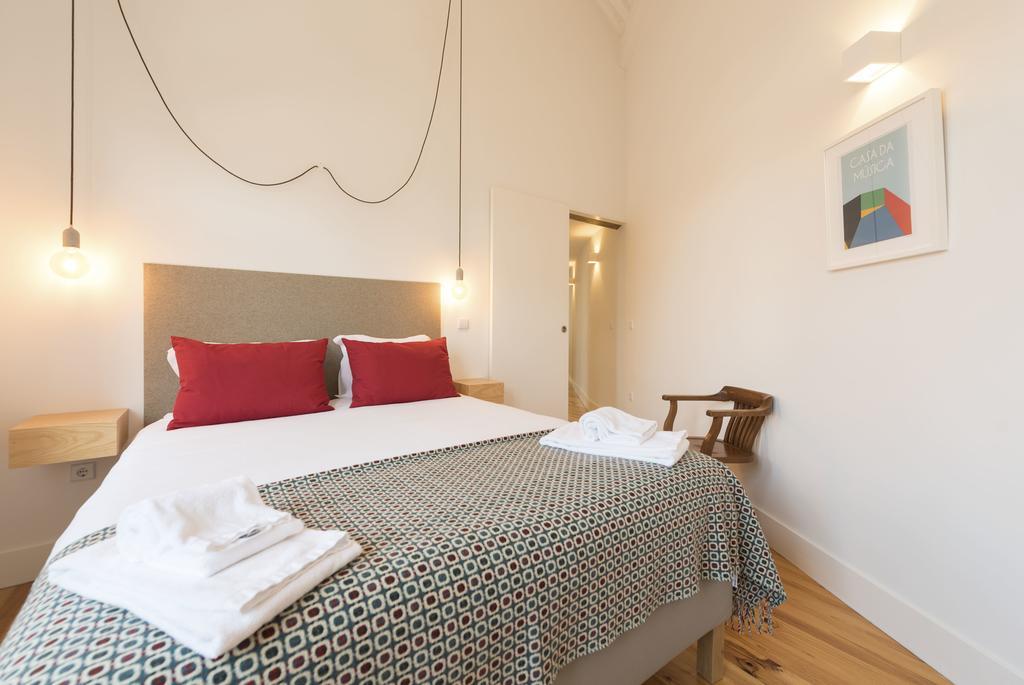 Lovelystay - Floor Balcony Porto