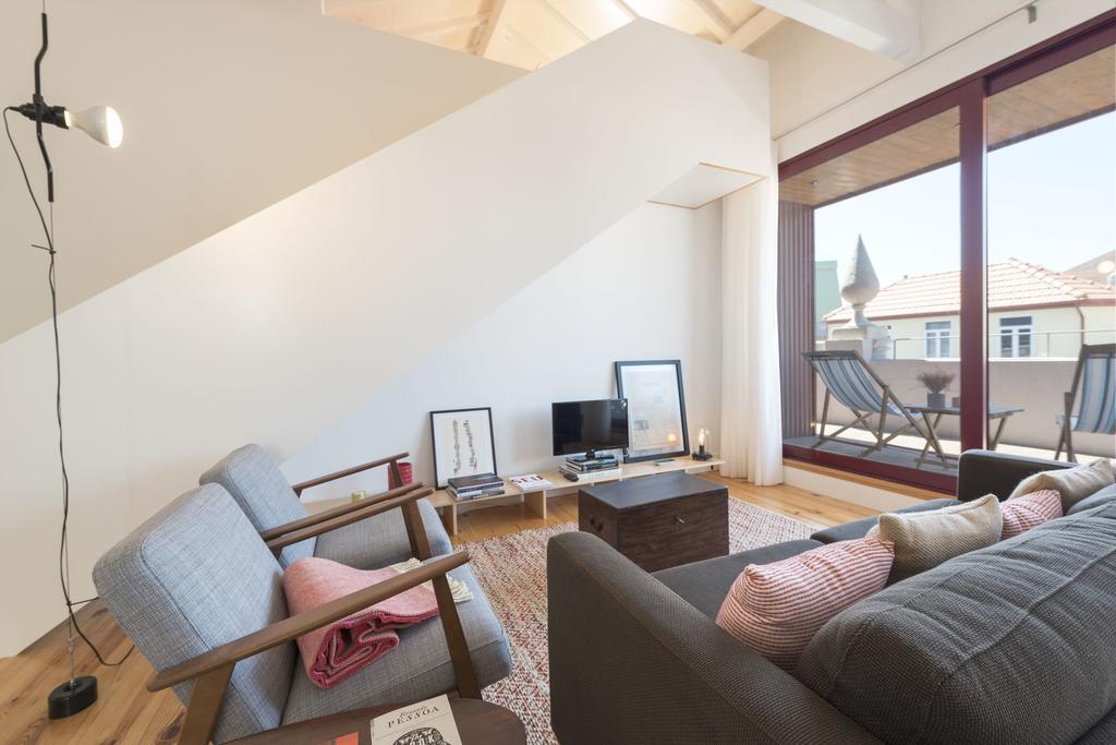 Lovelystay - Floor Balcony Apartment *