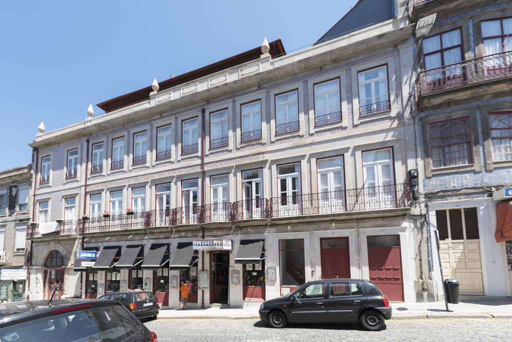 Lovelystay - Floor Balcony Apartment Porto