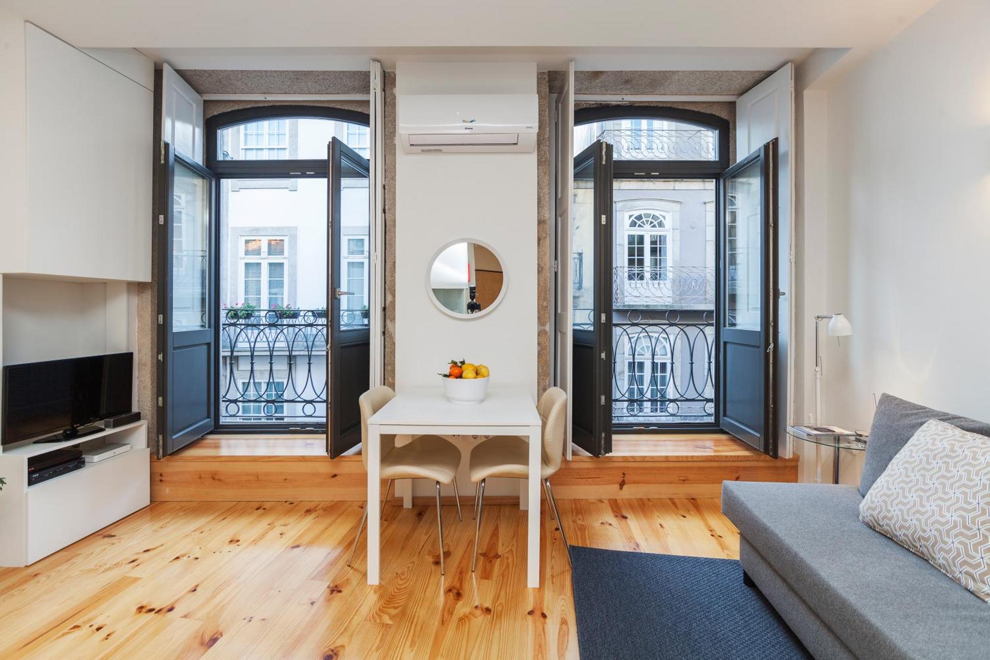 Apartment Bo - Almada *