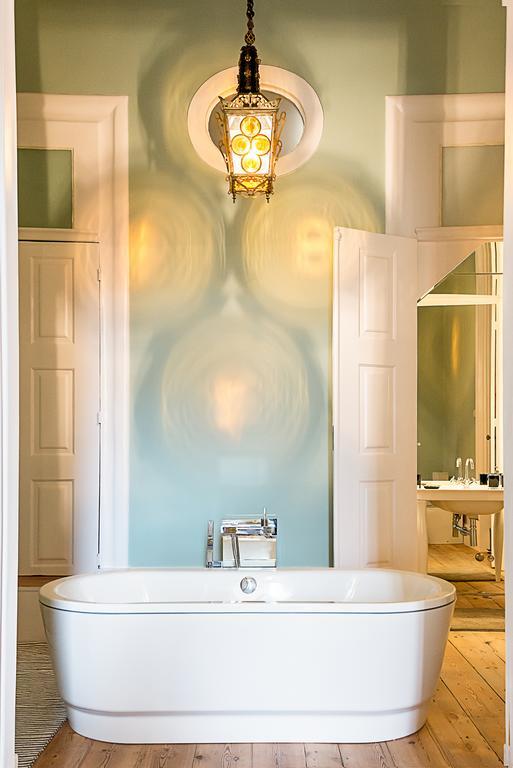 Charm Palace Gasthuis 2*