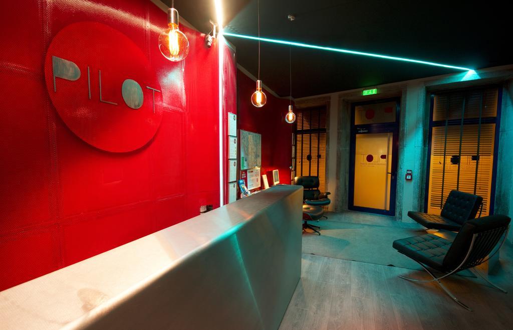 Pilot Design Hostel&bar Porto