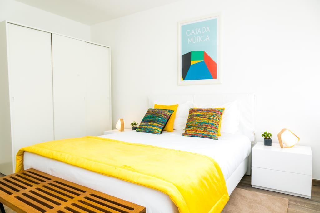Liiiving In | Cosy Experience