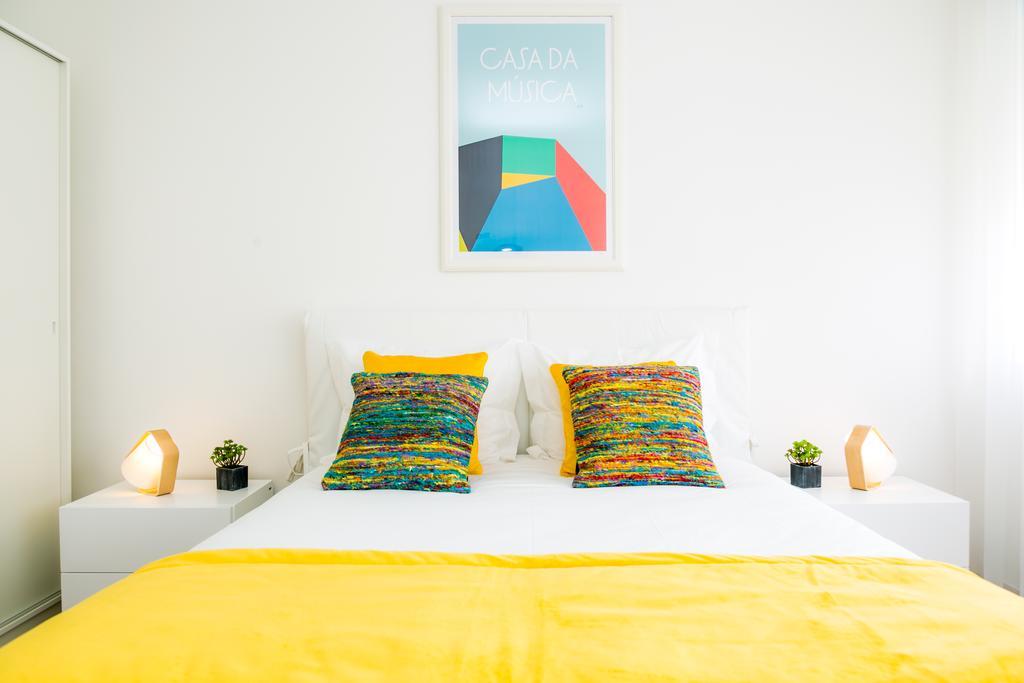 Liiiving In | Cosy Experience