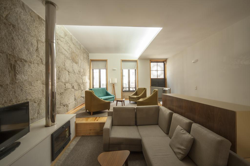 Faria House