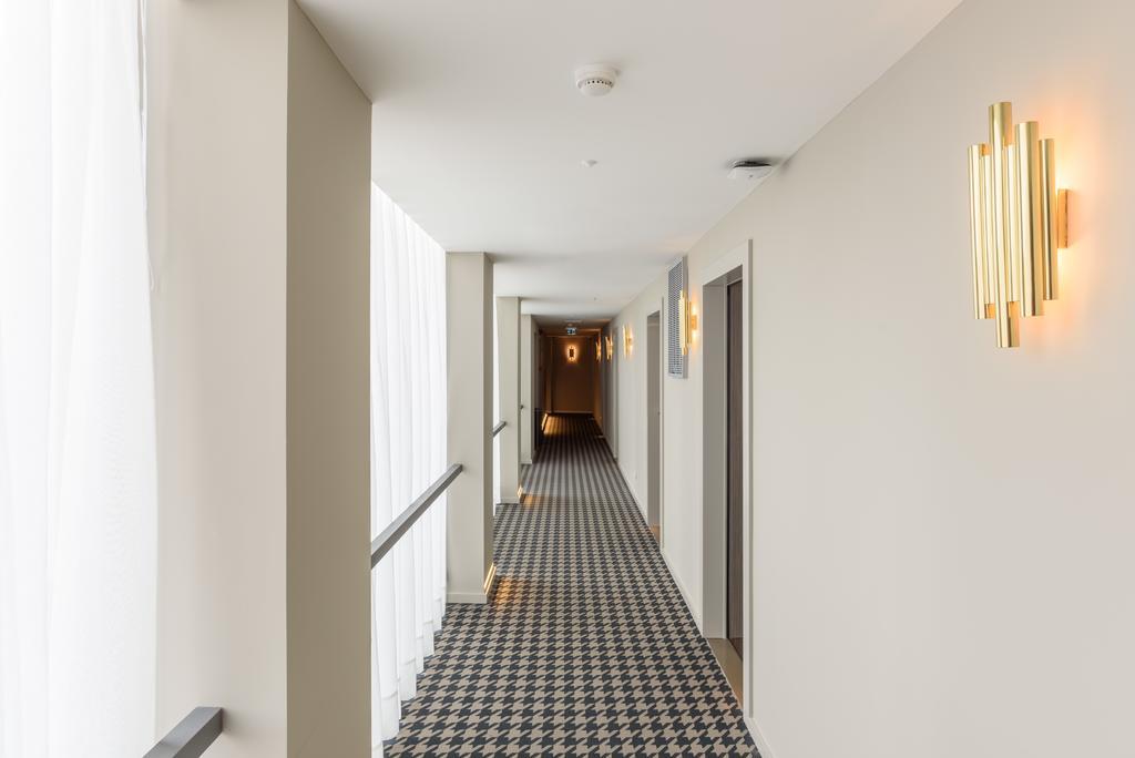 Exe Almada 4* Porto