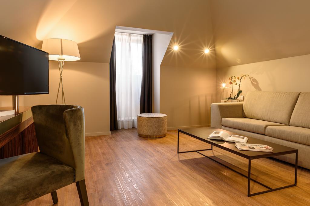 Hotel Exe Almada Porto