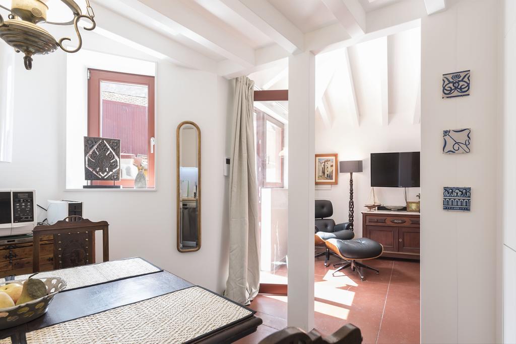 Lovelystay - Caldeireiros Garden Little House Porto