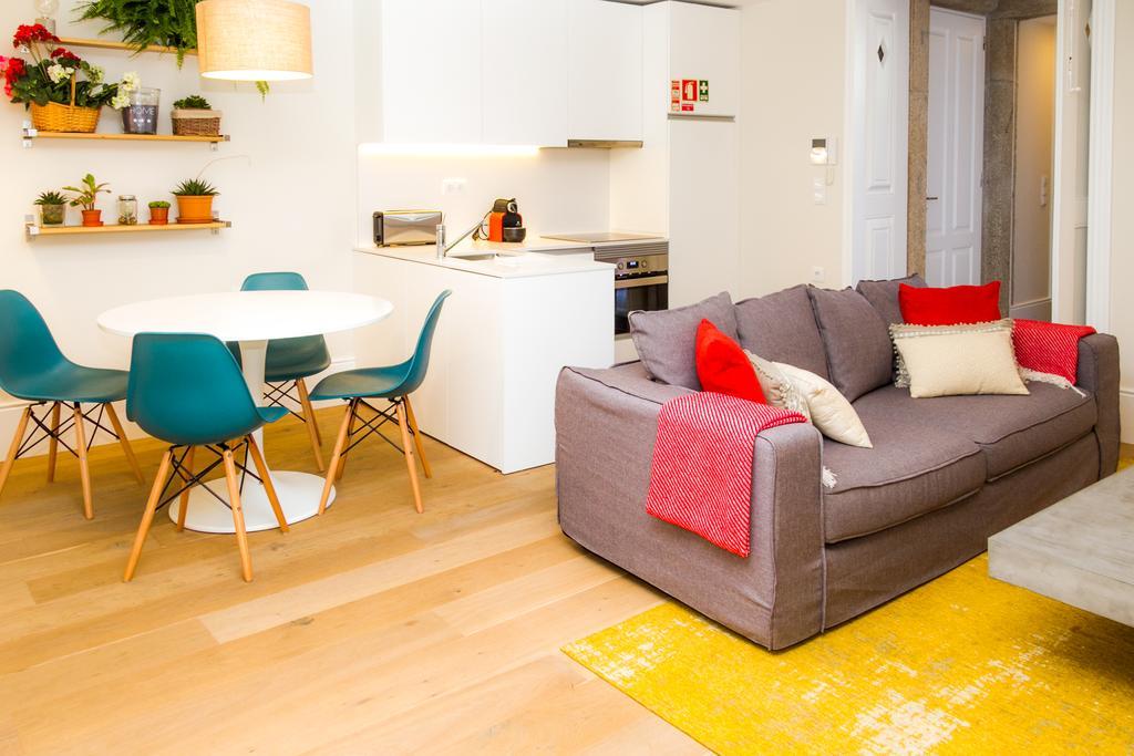 Liiiving In | Garden Flat * Porto