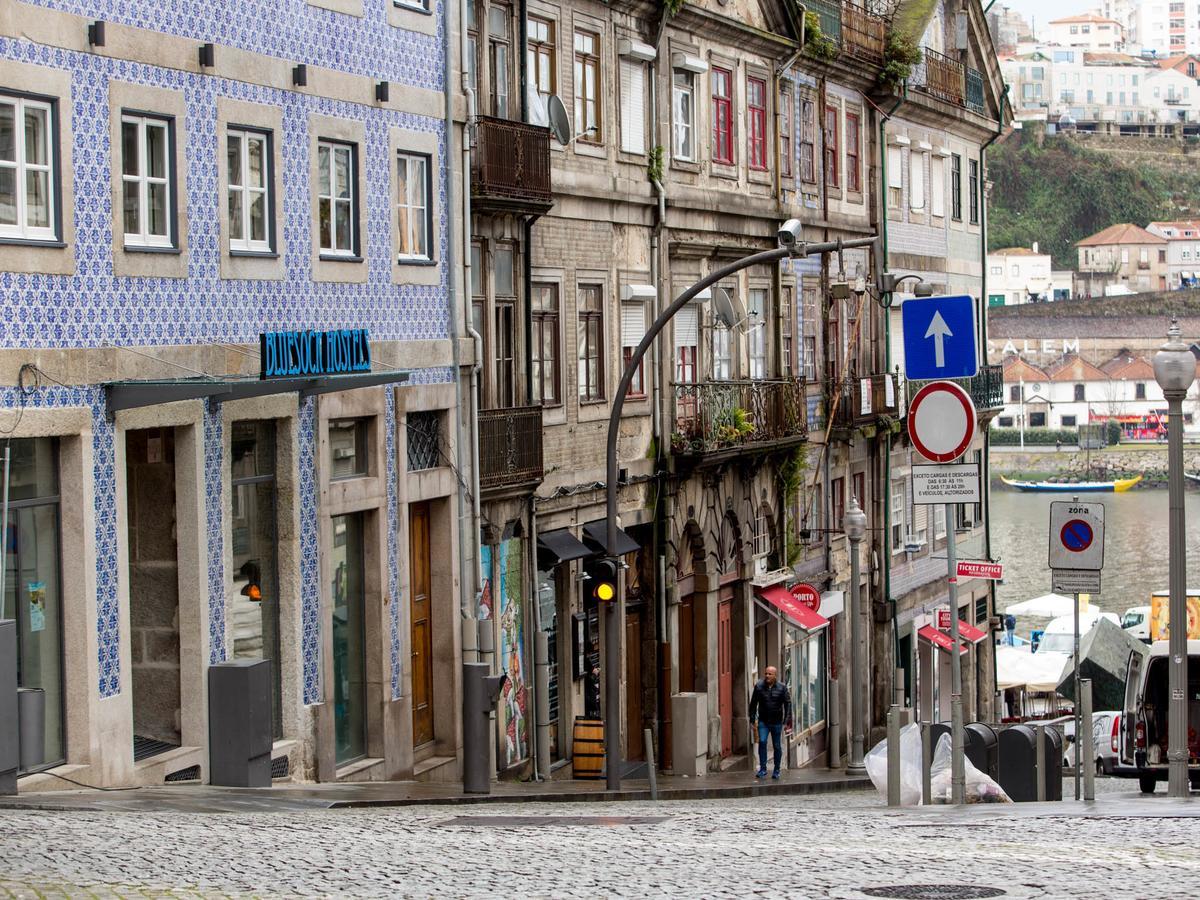 Bluesock * Porto