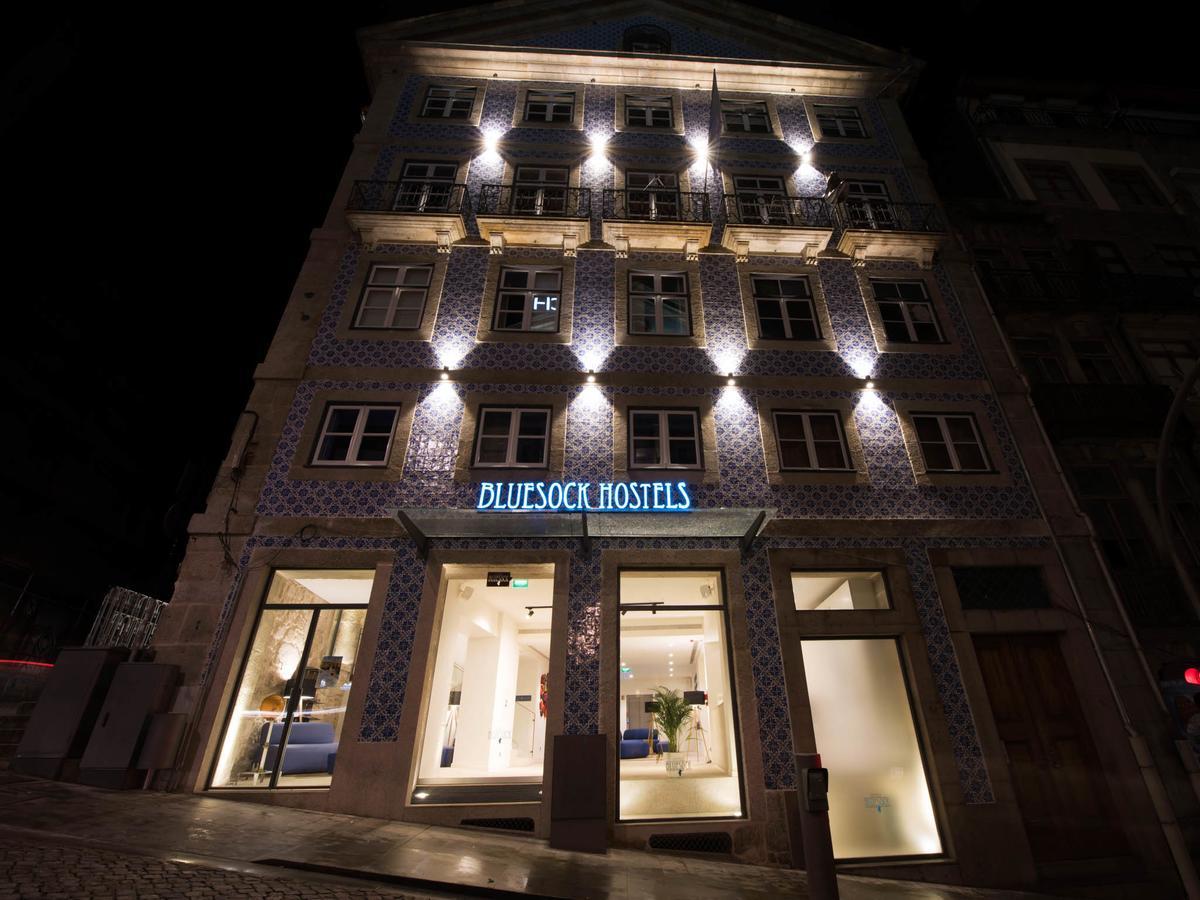 Bluesock Hostel *