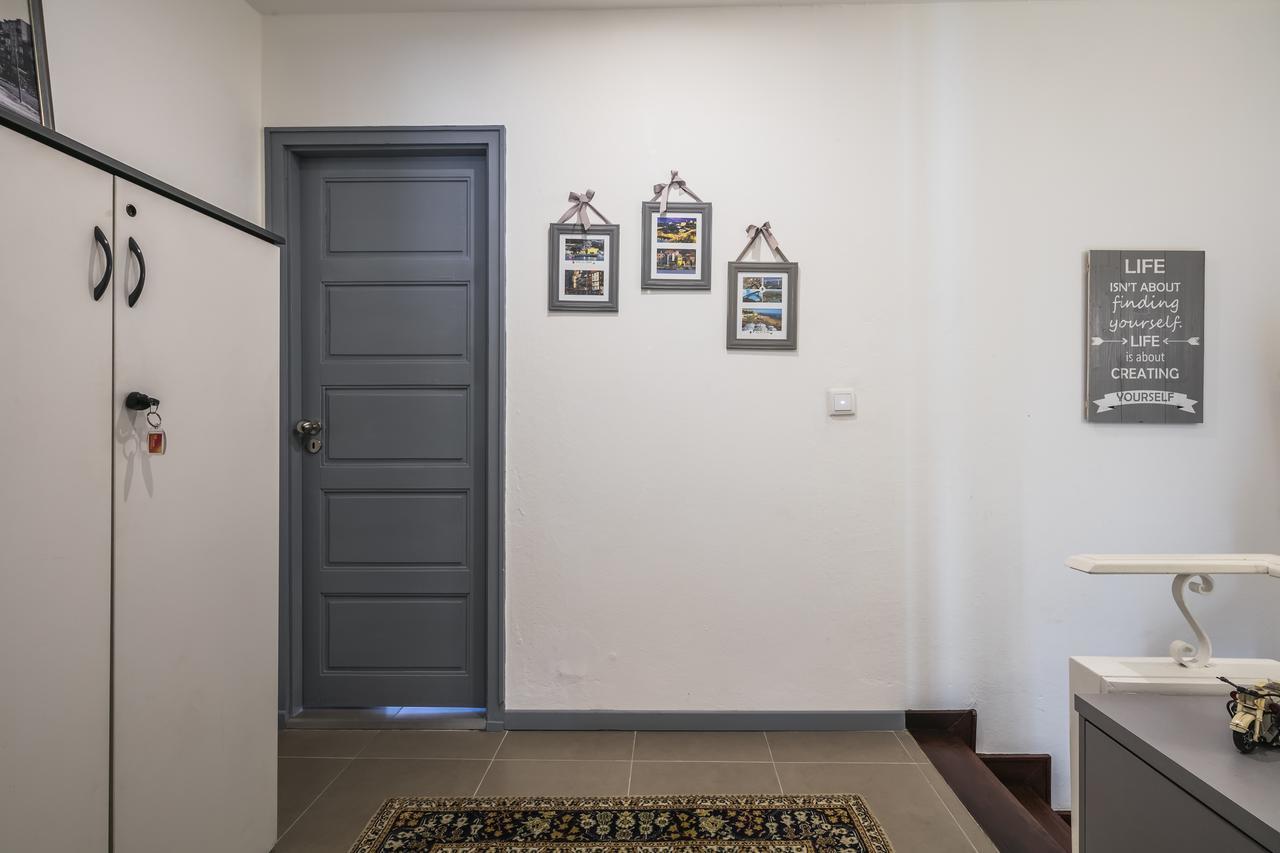 Apartment A Francos Attic