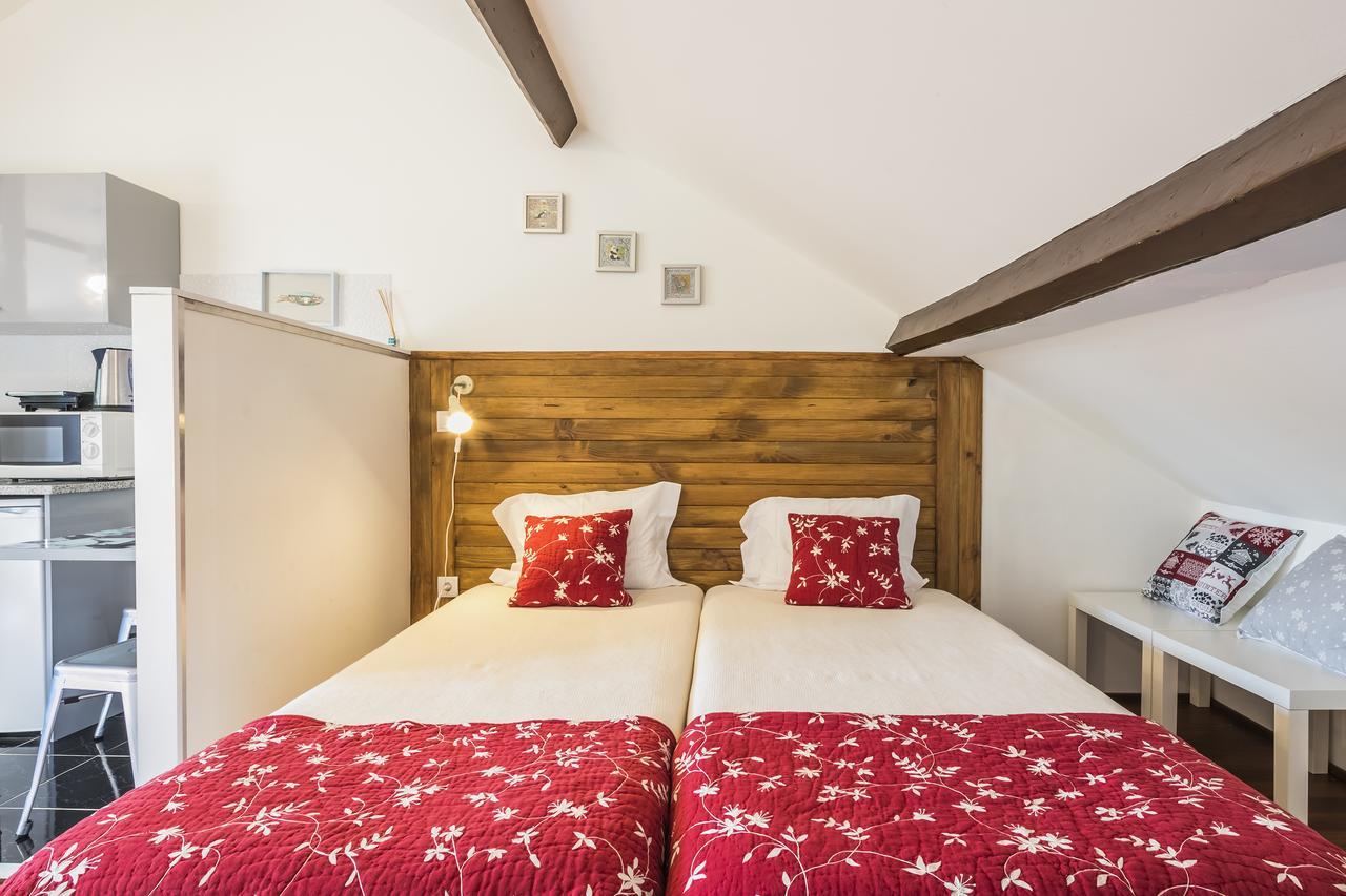 A Francos Attic Apartment Porto