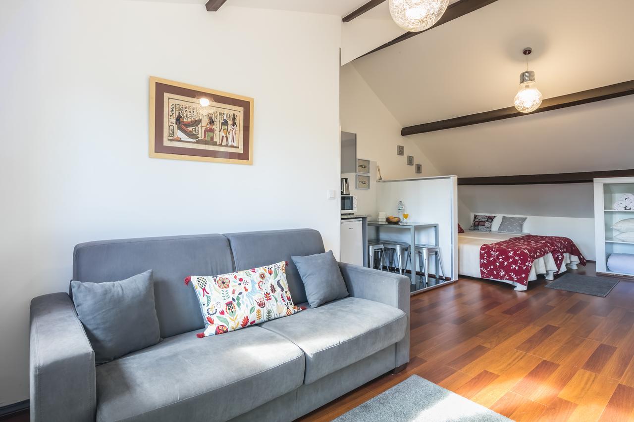 A Francos Attic *