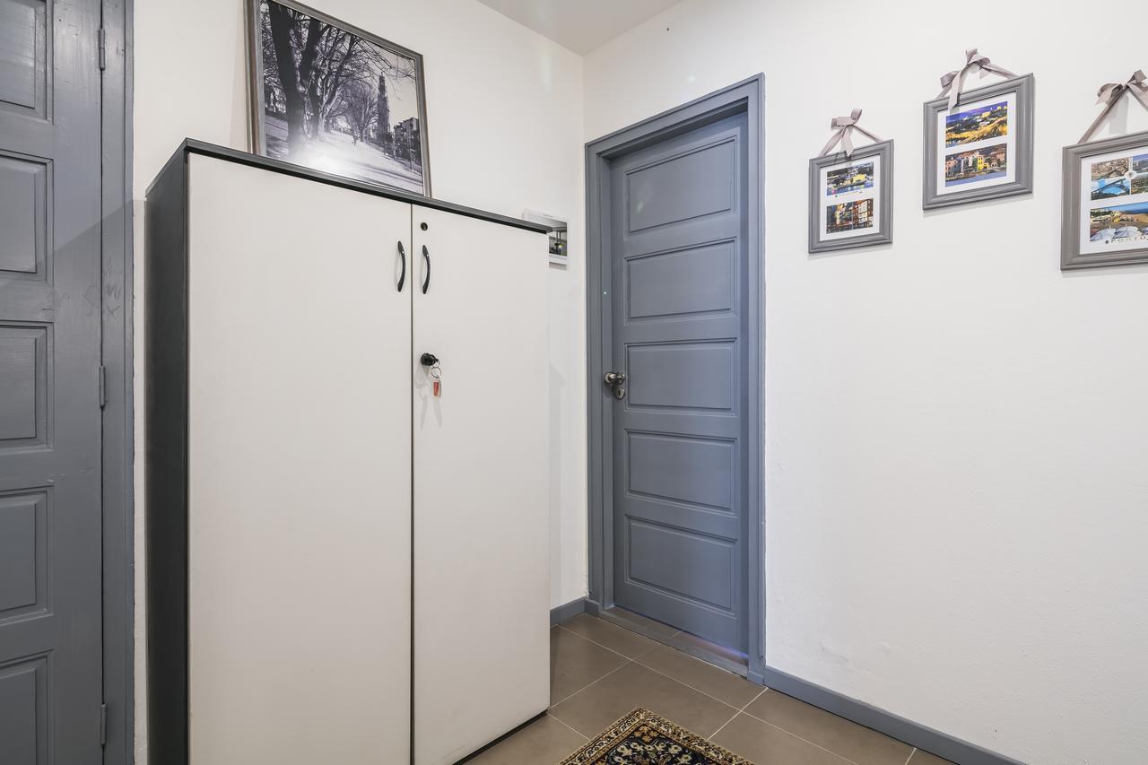 Apartment A Francos Attic *