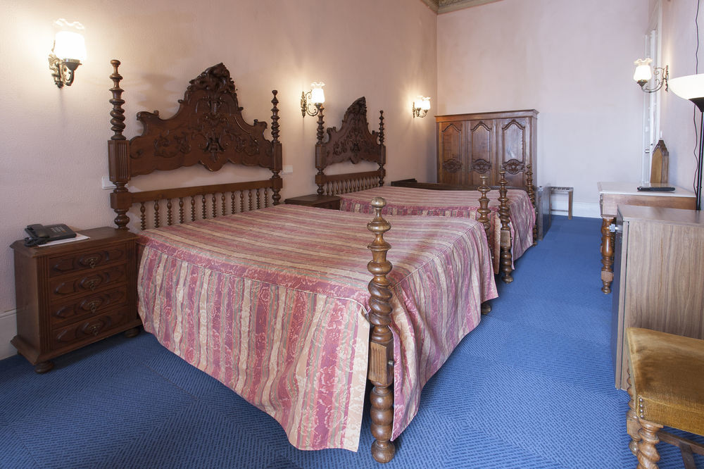 The Rex Hotel 2*