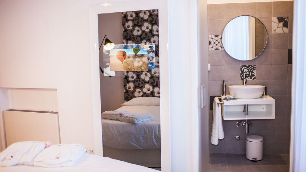 Bed & Breakfast Loft