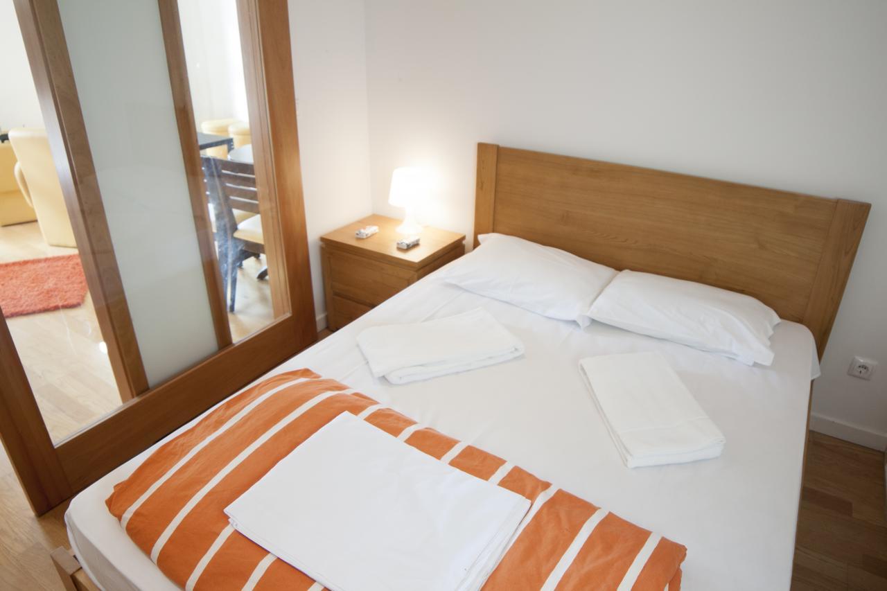 Hostel Happy & Porto